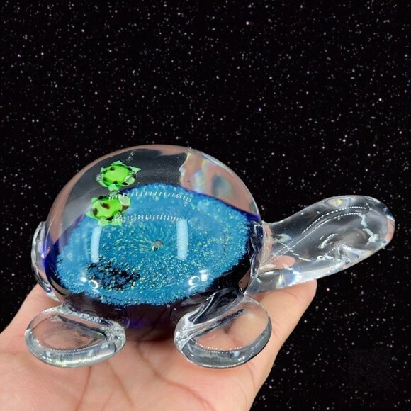 Art Glass Turtle Paperweight Figurine Thick Heavy Glass Turtle W Green Frogs - Picture 7 of 13